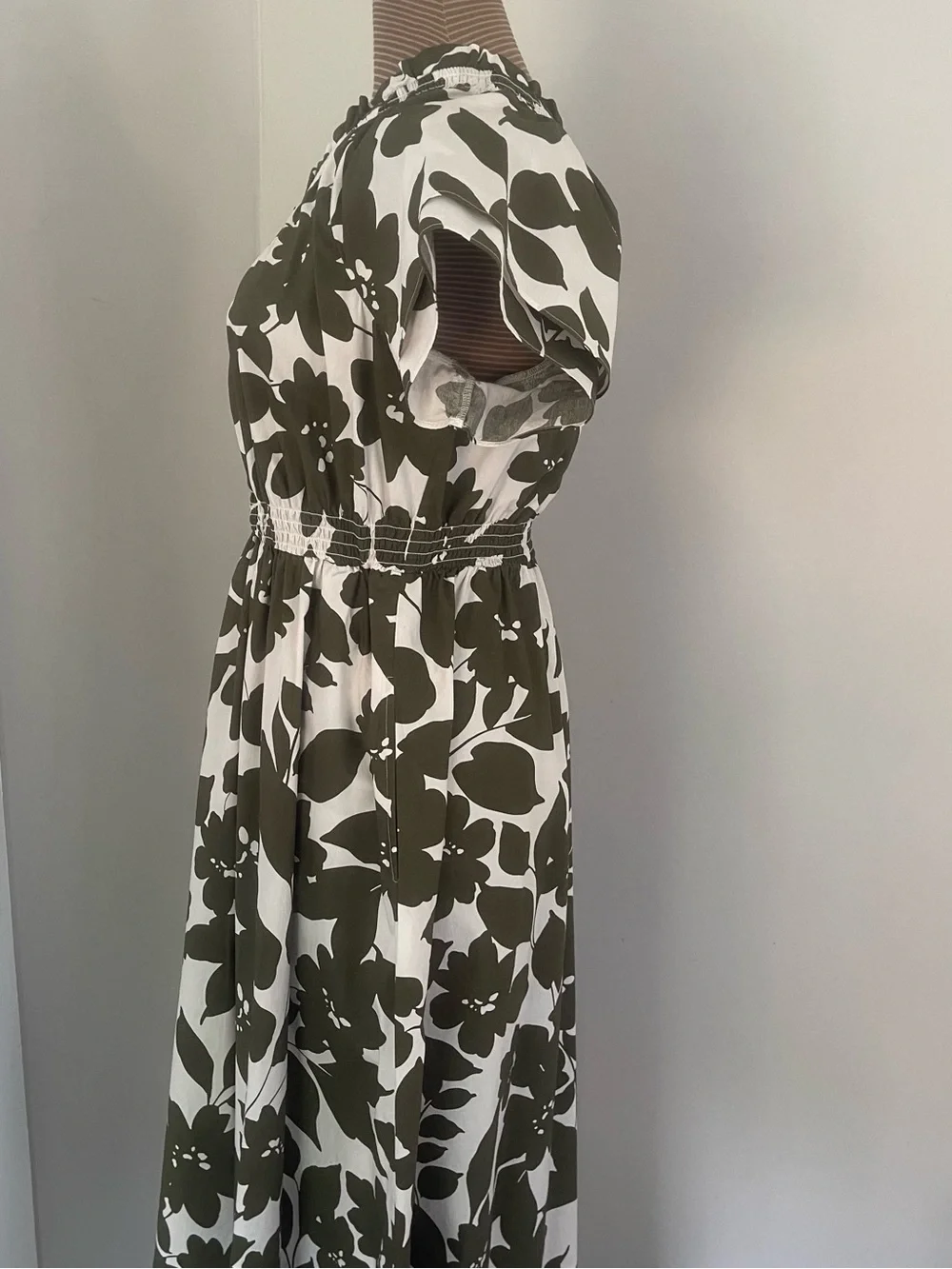 J Crew One-Shoulder Floral Midi Dress in Olive and White Cotton size S - Picture 4 of 9